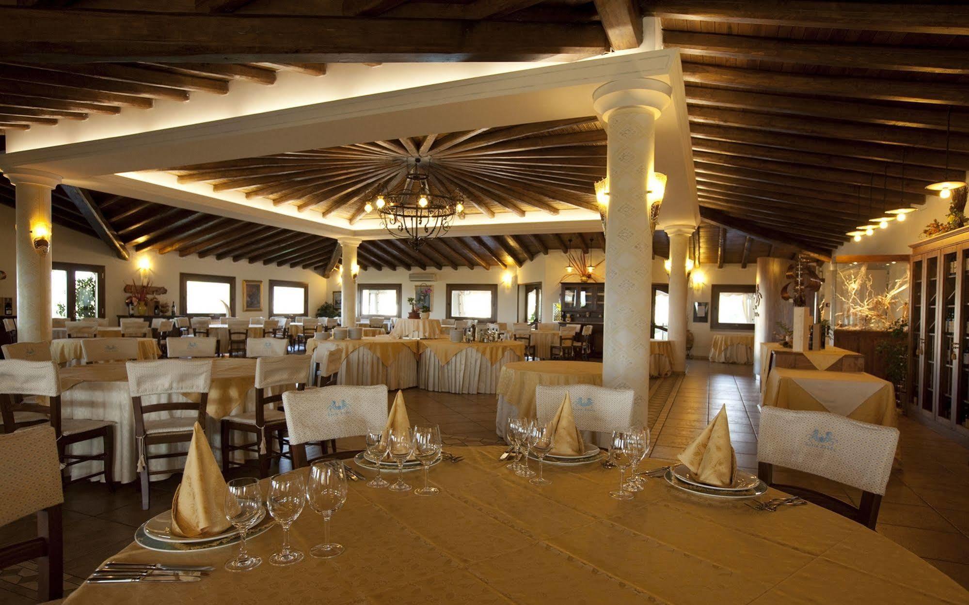 Hotel Costa Caddu سان تيودورو المظهر الخارجي الصورة