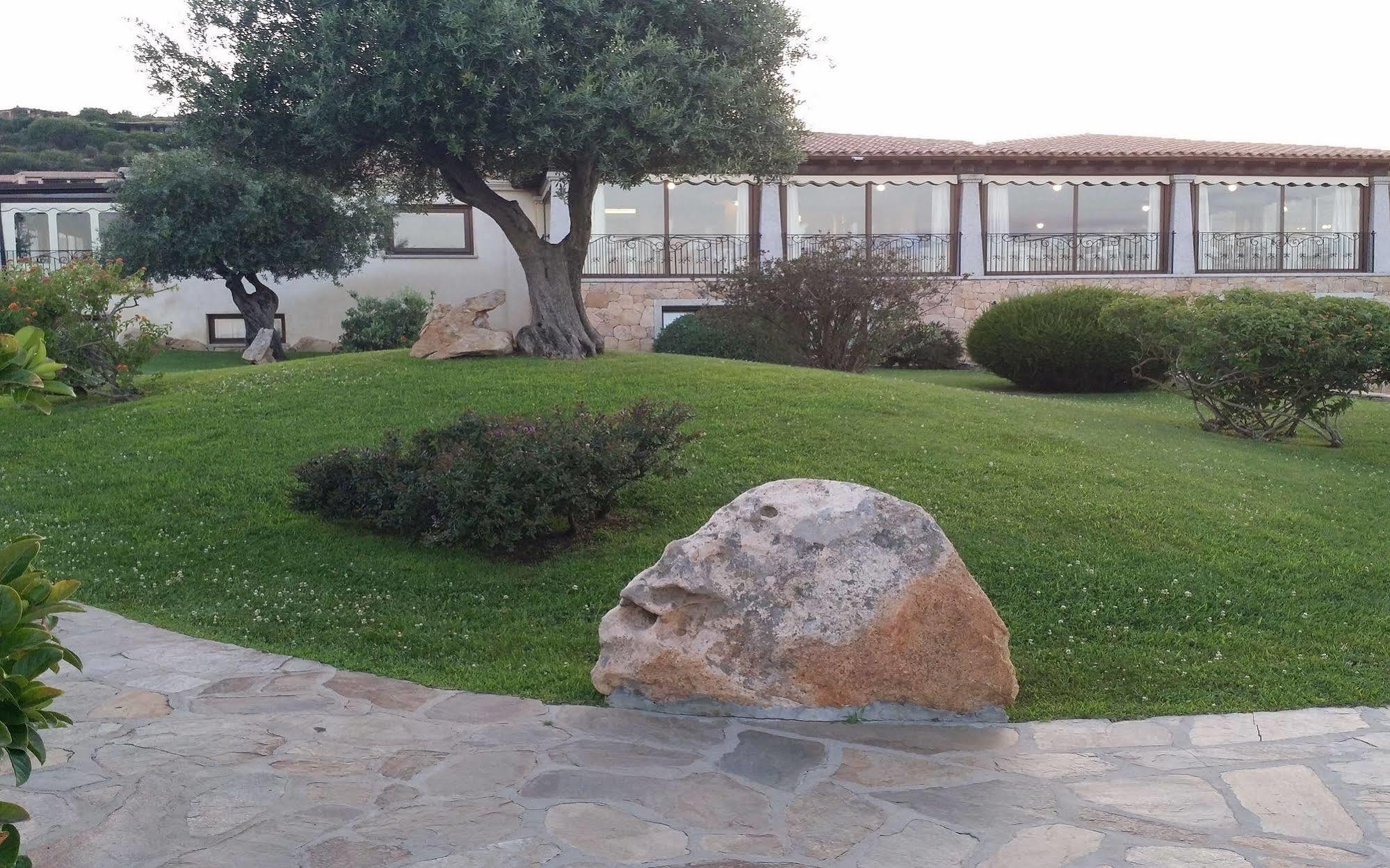 Hotel Costa Caddu سان تيودورو المظهر الخارجي الصورة