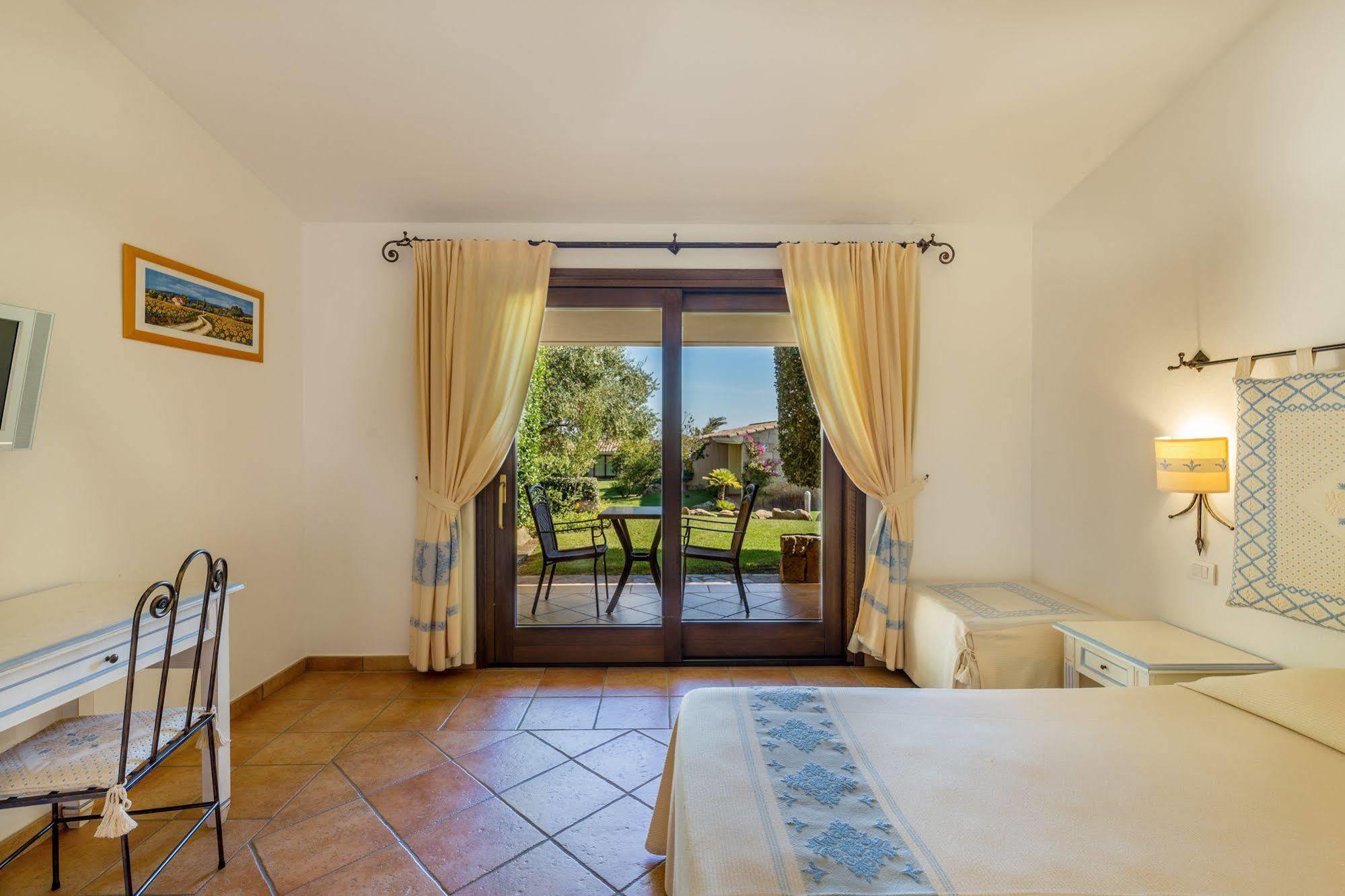 Hotel Costa Caddu سان تيودورو المظهر الخارجي الصورة