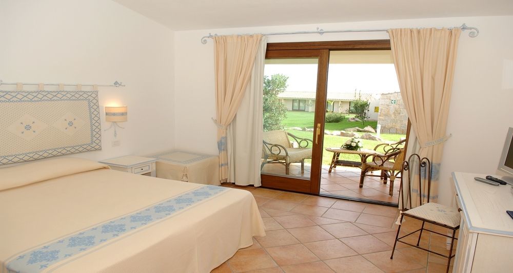 Hotel Costa Caddu سان تيودورو المظهر الخارجي الصورة